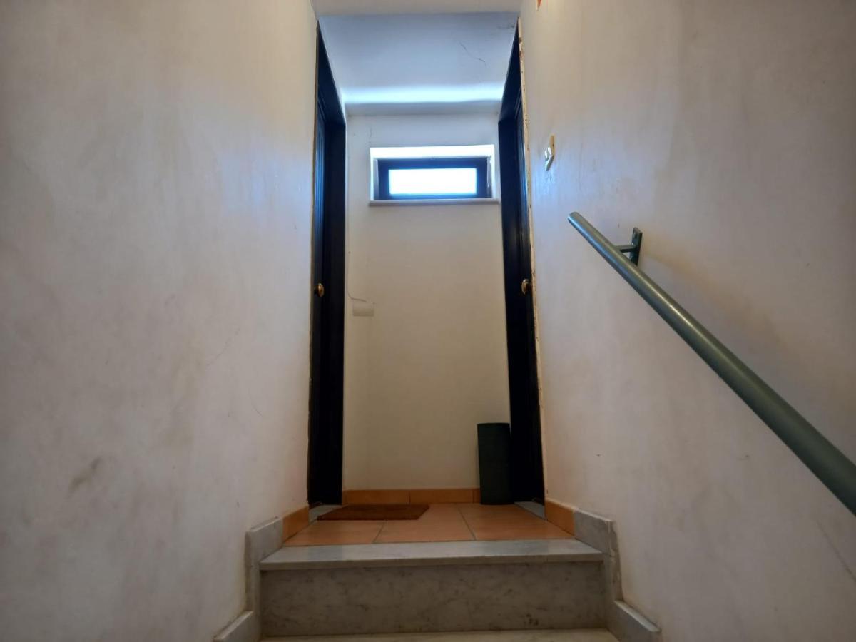 Room In Historical City Centre With Private Bathroom Catania Bagian luar foto