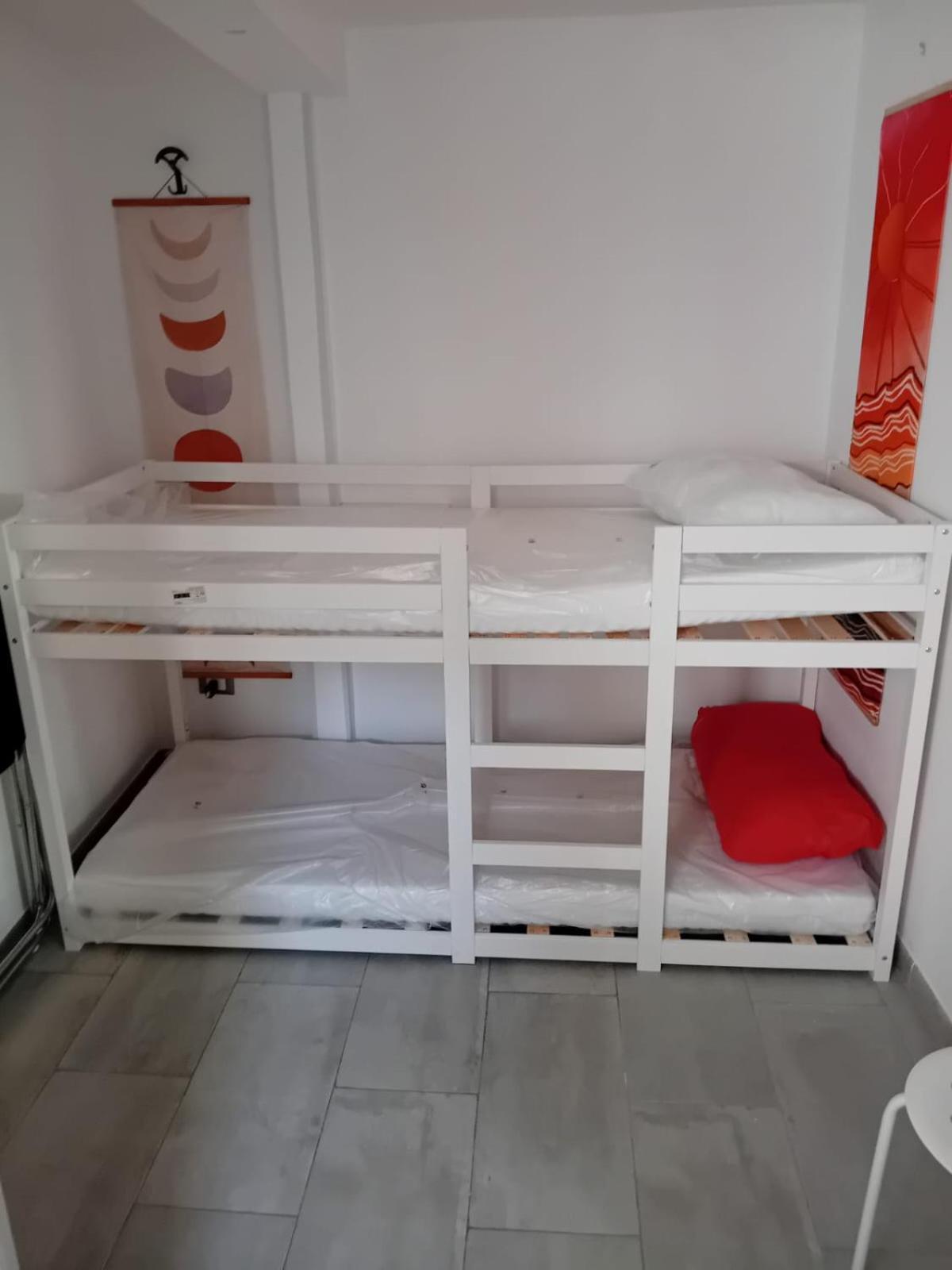 Room In Historical City Centre With Private Bathroom Catania Bagian luar foto